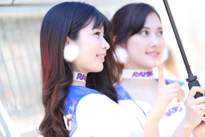 ピットウォーク: レースクイーン