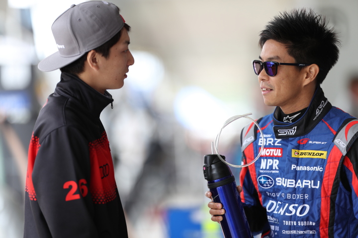 山田真之亮（Team TAISAN）と井口卓人（R&D SPORT）