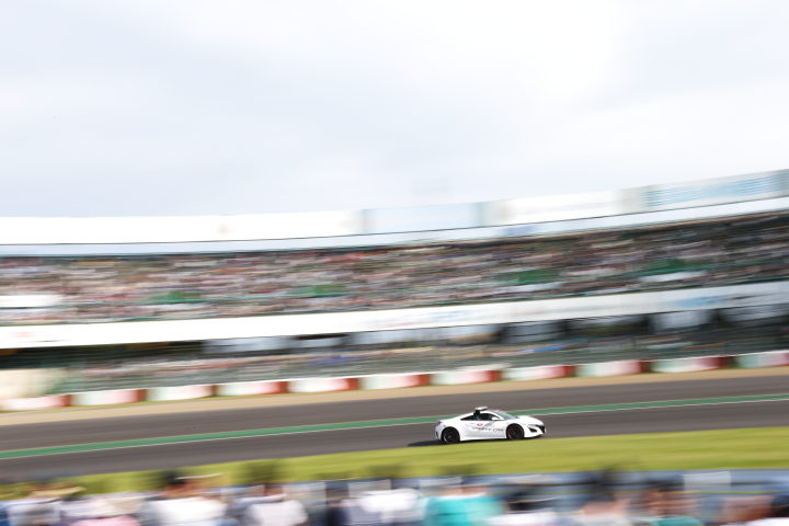 決勝レース: セーフティーカー