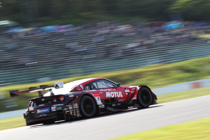 決勝レース: 松田次生（MOTUL AUTECH GT-R）