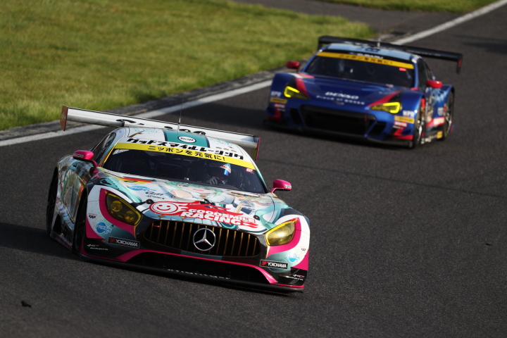 決勝レース: 谷口信輝（グッドスマイル初音ミクAMG）