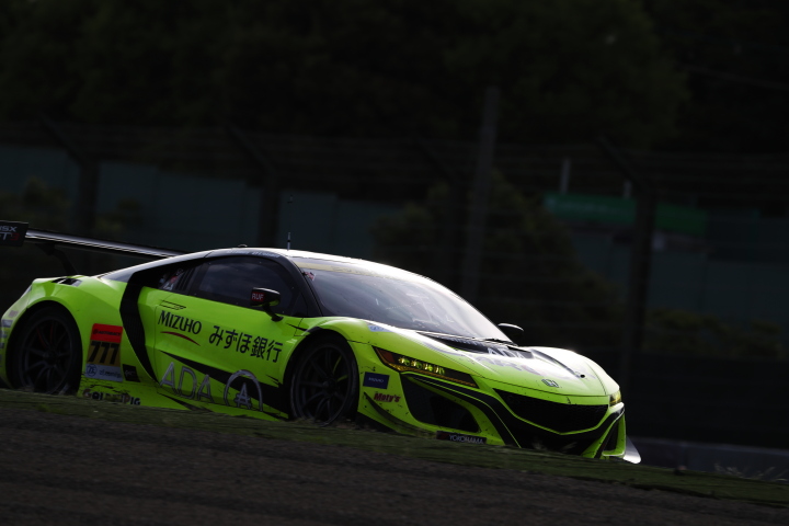 決勝レース: 横溝直輝（CARGUY ADA NSX GT3）