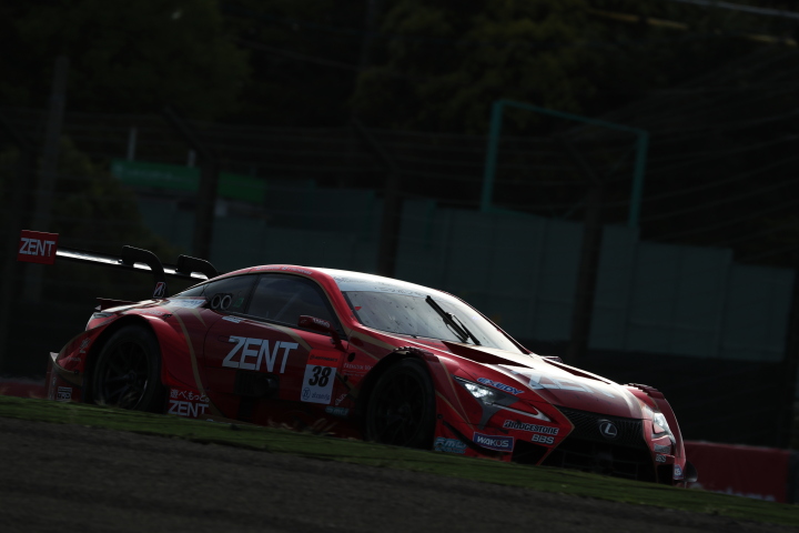 決勝レース: 石浦宏明（ZENT CERUMO LC500）