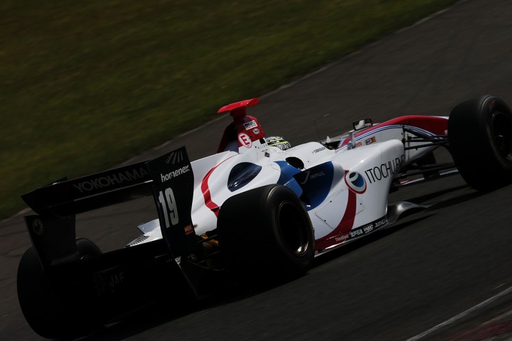 フリー走行: 関口雄飛（ITOCHU ENEX TEAM IMPUL SF14）