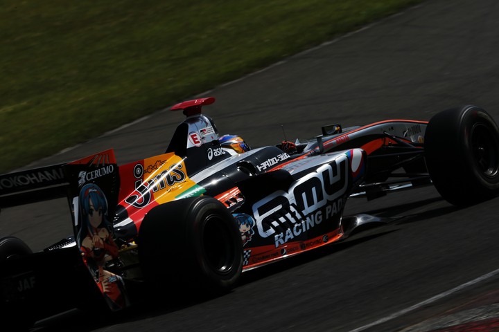 フリー走行: 石浦宏明（JMS P.MU/CERUMO・INGING SF14）