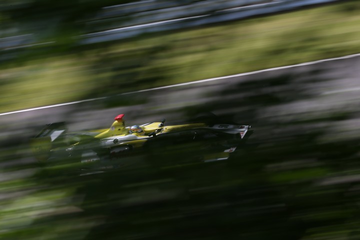 フリー走行: 千代勝正（B-Max Racing SF14）