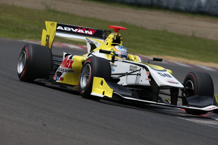 フリー走行: 千代勝正（B-Max Racing SF14）