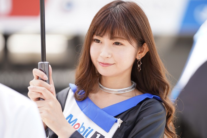 ピットウォーク: レースクイーン