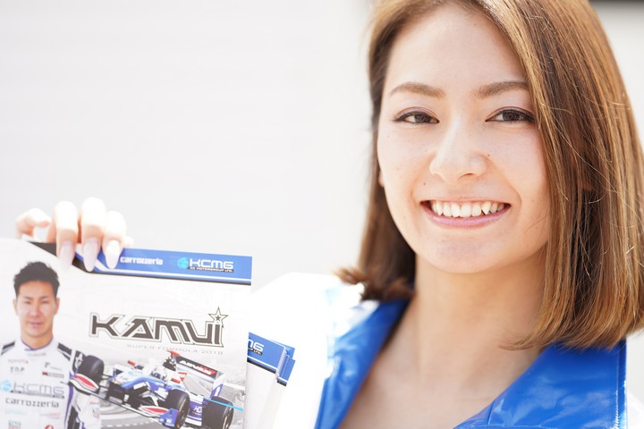 ピットウォーク: レースクイーン