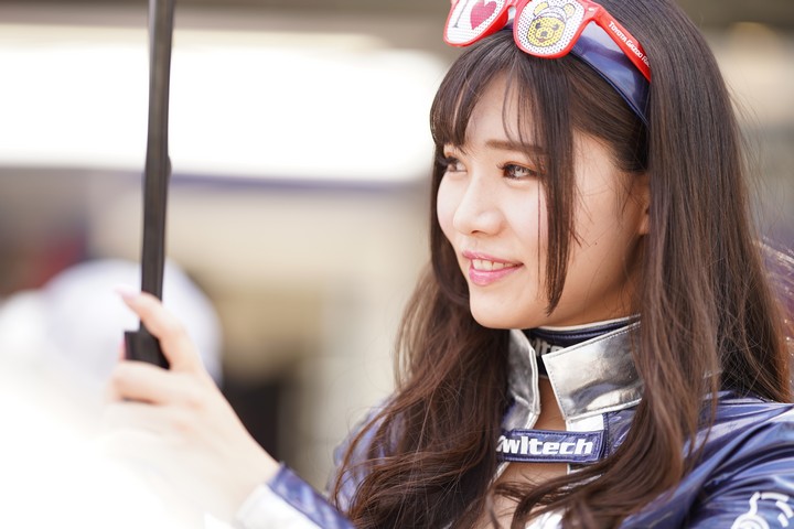 ピットウォーク: レースクイーン