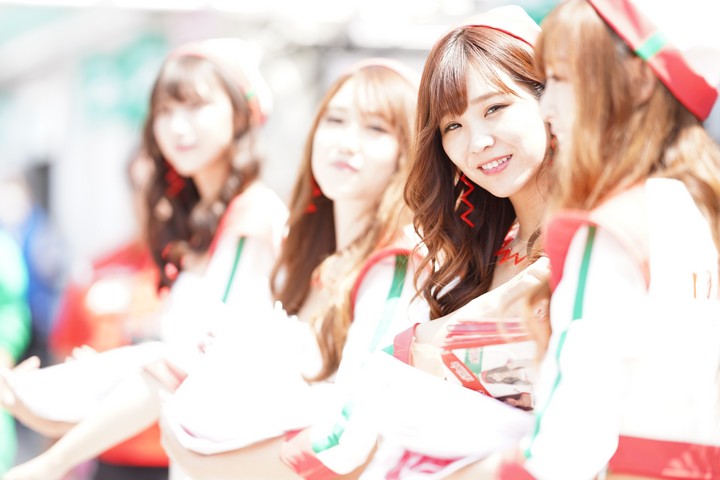 ピットウォーク: レースクイーン