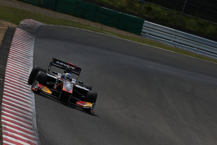 石浦宏明（JMS P.MU/CERUMO・INGING SF14）