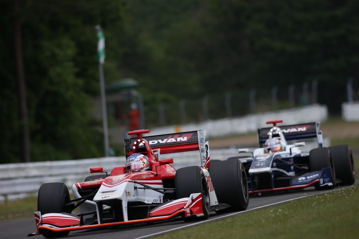 決勝レース: ニック・キャシディ（ORIENTALBIO KONDO SF14）