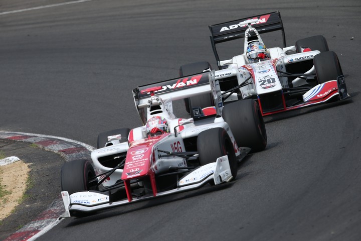 決勝レース: 野尻智紀（DOCOMO DANDELION M5S SF14）