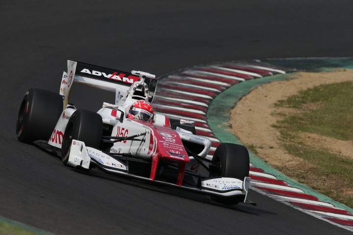 決勝レース: 松下信治（DOCOMO DANDELION M6Y SF14）