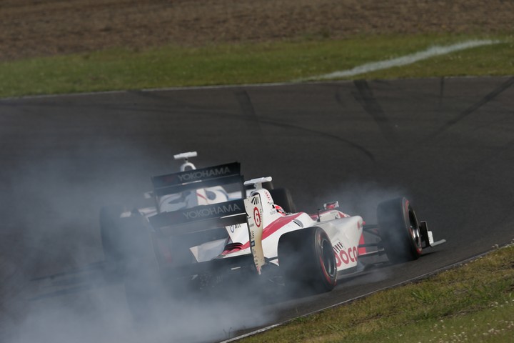 決勝レース: 松下信治（DOCOMO DANDELION M6Y SF14）