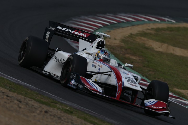 決勝レース: 平川亮（ITOCHU ENEX TEAM IMPUL SF14）