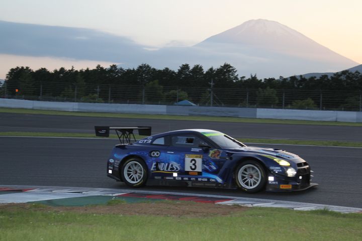 ユーク・タニグチ／山内英輝／銘苅翼／峰尾恭輔／砂子塾長／山田真之亮組（ENDLESS GT-R）