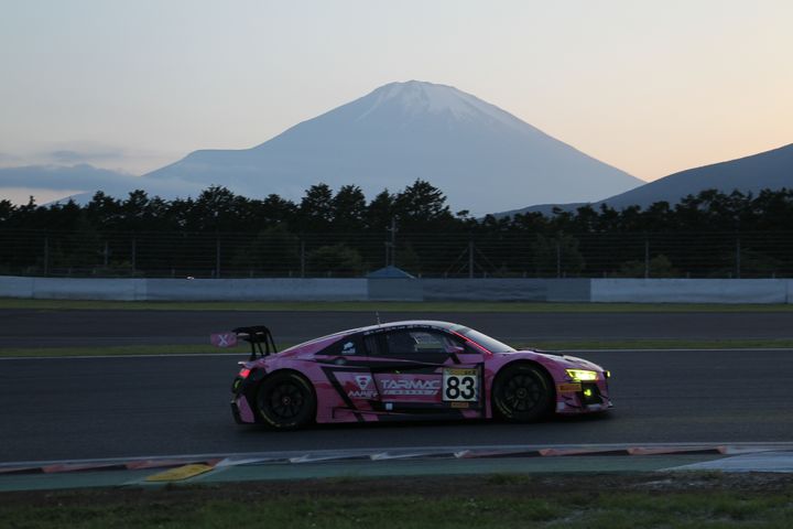 Lim Keong Wee／マックス・ホファー／マーシー・リー／メルビン・モー組（Phoenix Racing Asia R8）