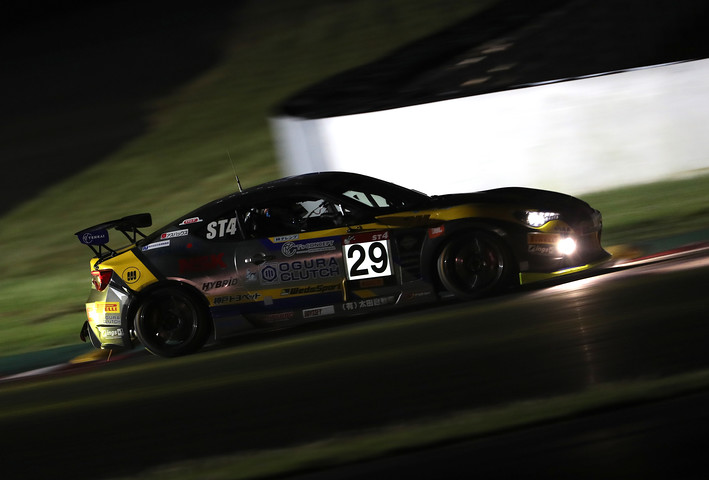 佐々木雅弘／大嶋和也／飯田章／小山美姫／豊田大輔／小倉康宏組（ST-4:T'S CONCEPT小倉クラッチ86）