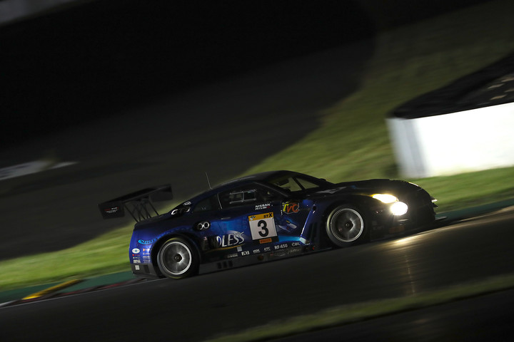 ユーク・タニグチ／山内英輝／銘苅翼／峰尾恭輔／砂子塾長／山田真之亮組（ST-X:ENDLESS GT-R）