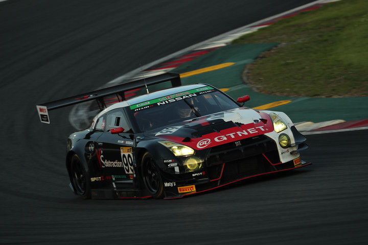 浜野彰彦／星野一樹／藤波清斗／安田裕信／スンジェン組（ST-TCR:Y's distraction GTNET GT-R）