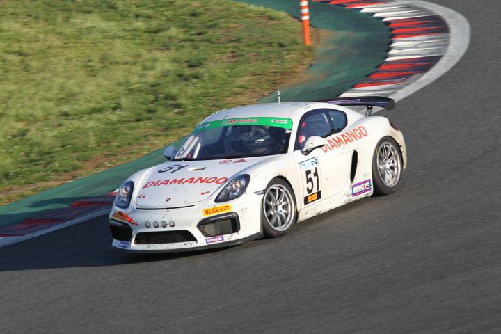 ST-Zクラス優勝は石原将光／細川慎弥／池田大祐／坂本祐也 ／余郷敦組（DIAMANGO Cayman）