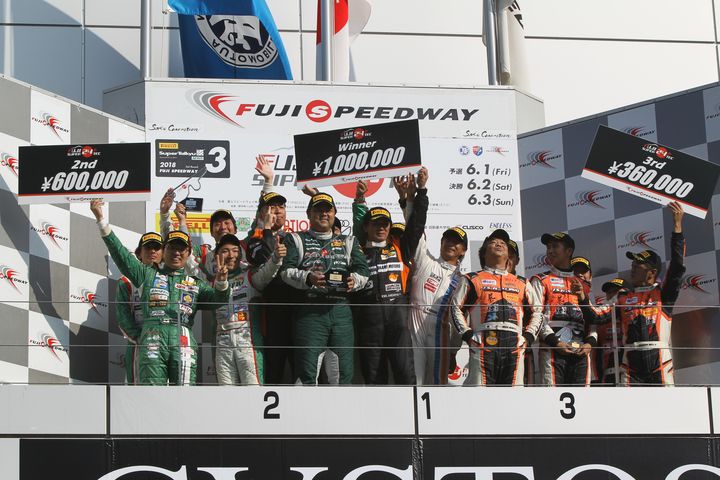 ST-5クラスの表彰式