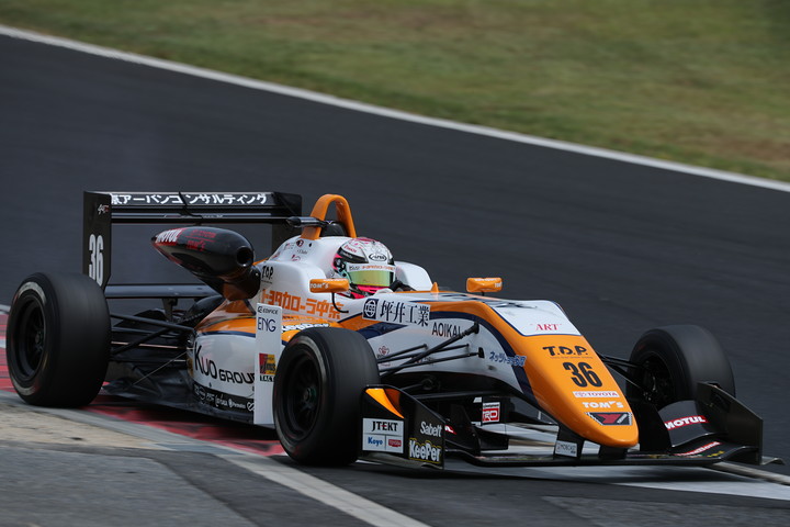 決勝2位は坪井翔（カローラ中京Kuo TOM'S F317）