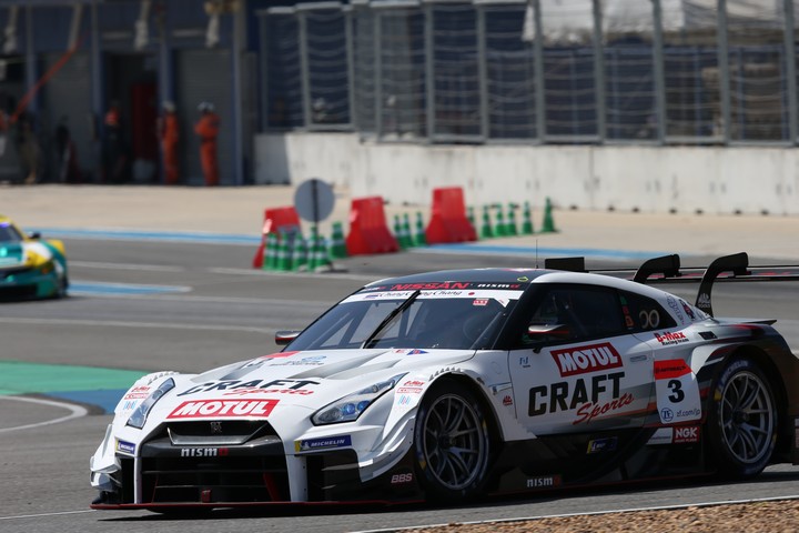 公式練習: 本山哲（CRAFT SPORTS MOTUL GT-R）