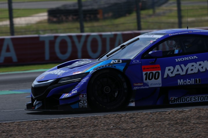 公式練習: 山本尚貴（RAYBRIG NSX-GT）