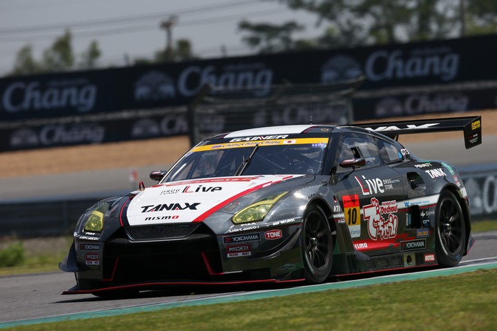 公式練習: 吉田広樹（GAINER TANAX triple a GT-R）