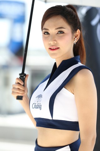 ピットウォーク: レースクイーン