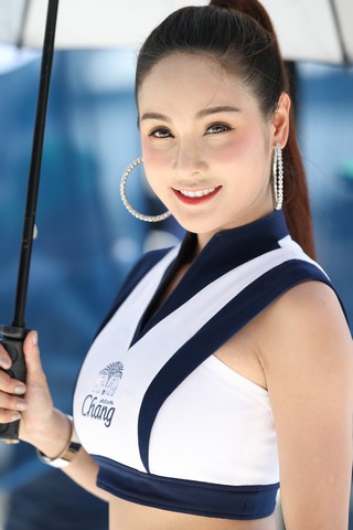 ピットウォーク: レースクイーン