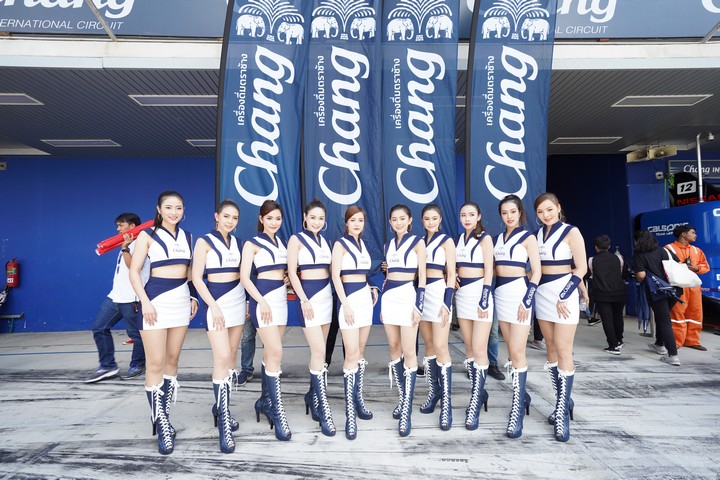 ピットウォーク: レースクイーン