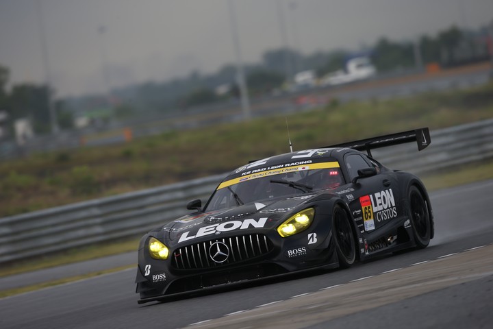 公式予選: 黒澤治樹（LEON CVSTOS AMG）