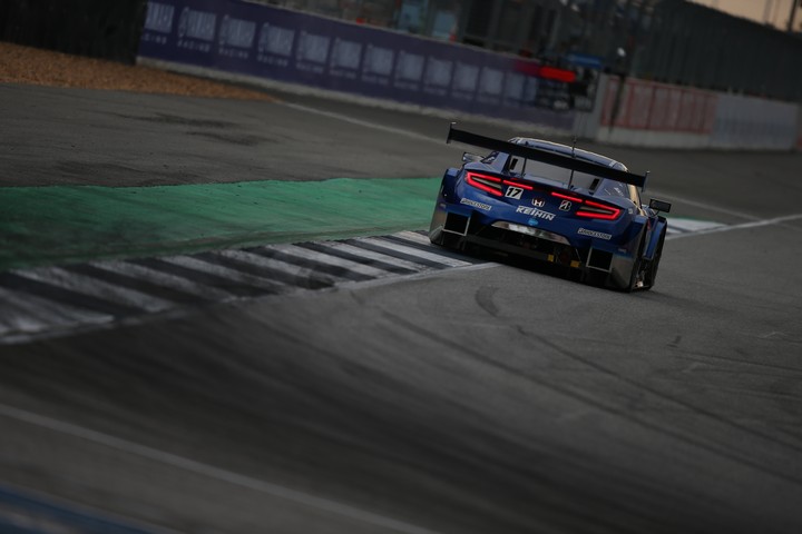 公式予選: 小暮卓史（KEIHIN NSX-GT）