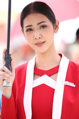 ピットウォーク: レースクイーン