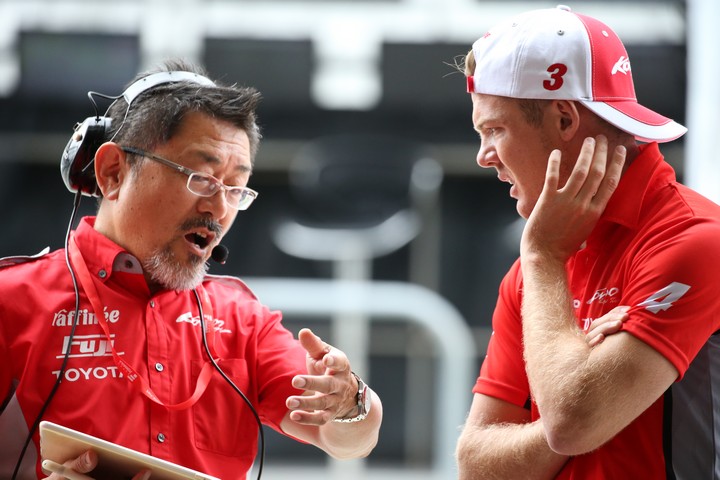 公式予選: 田中耕太郎エンジニアとニック・キャシディ（KONDO RACING）