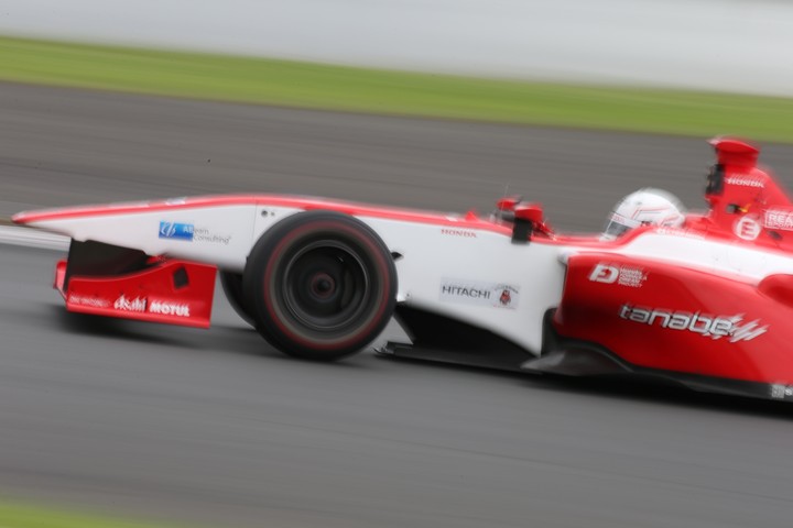 フリー走行: 塚越広大（REAL SF14）