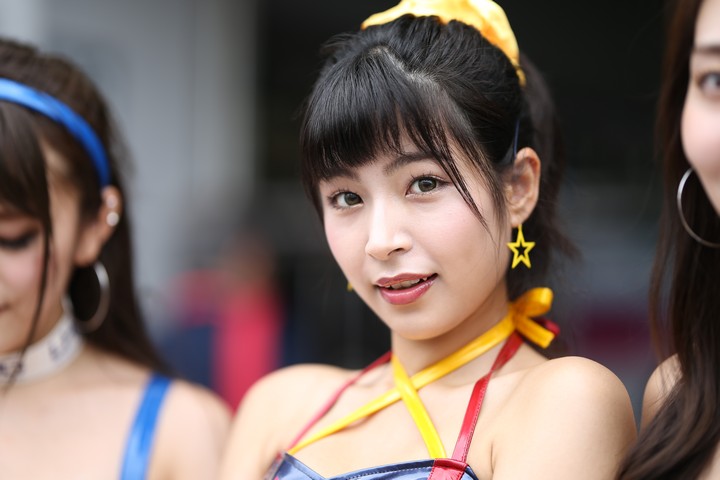 ピットウォーク: レースクイーン