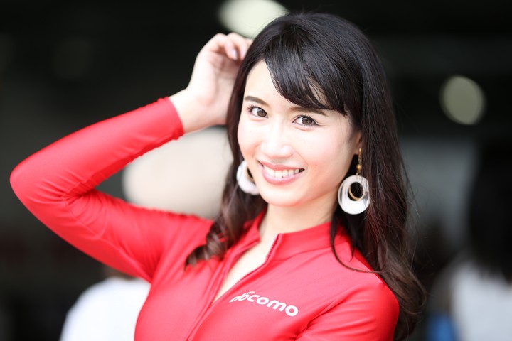 ピットウォーク: レースクイーン