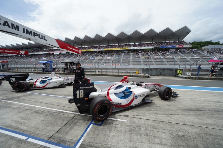 スタート進行: TEAM IMPUL