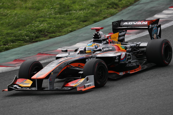 決勝2位は石浦宏明（JMS P.MU/CERUMO・INGING SF14）