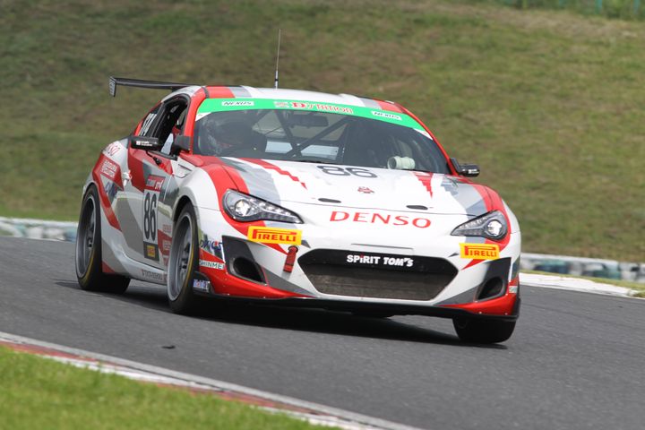 ST-4クラストップタイムのTOM'S SPIRIT 86