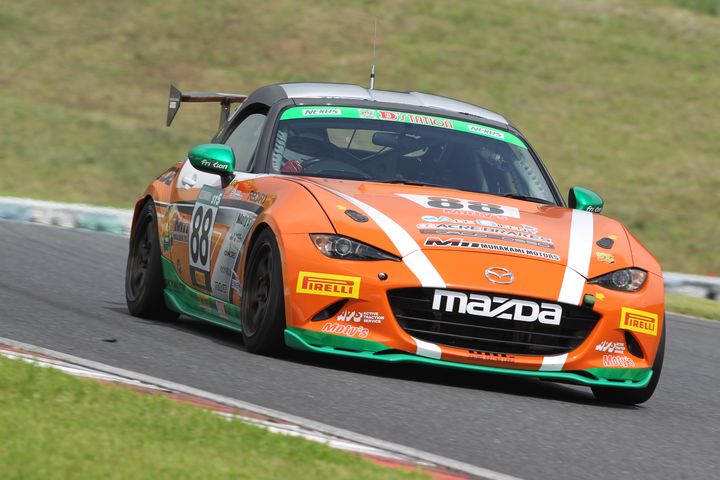 ST-5クラストップタイムの村上モータースMAZDAロードスター