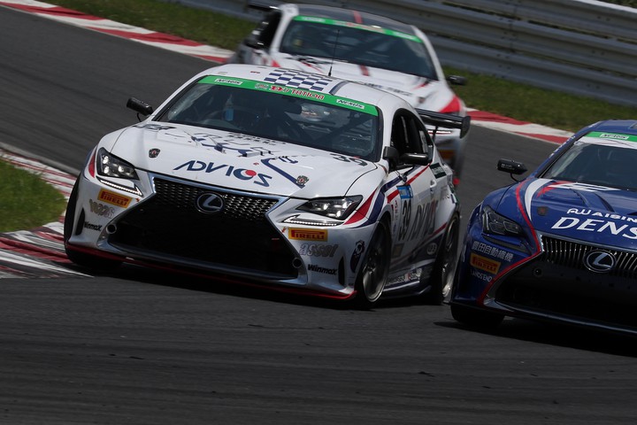 ADVICS TRACY RC 350 TWS DPSとDENSO Le Beausset RC350とのST-3クラスの争い