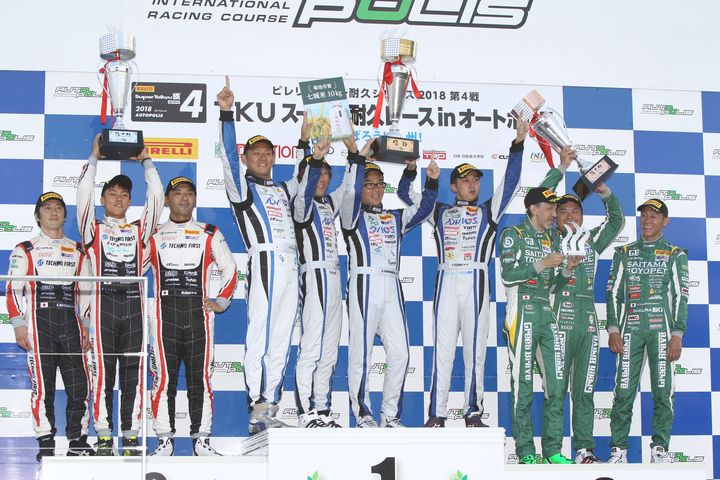 ST-3クラスの表彰式