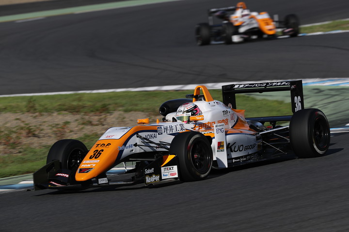 優勝は坪井翔（カローラ中京Kuo TOM'S F317）