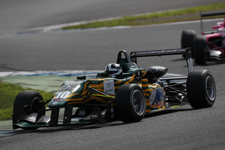 Nクラス優勝はジェイク・パーソンズ（NODAレーシング）